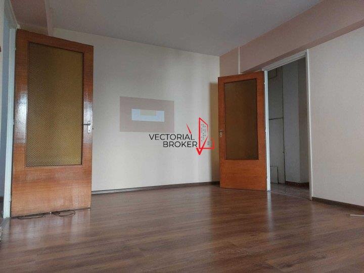 Dristor Benzinaria Mol Apartament 3 camere